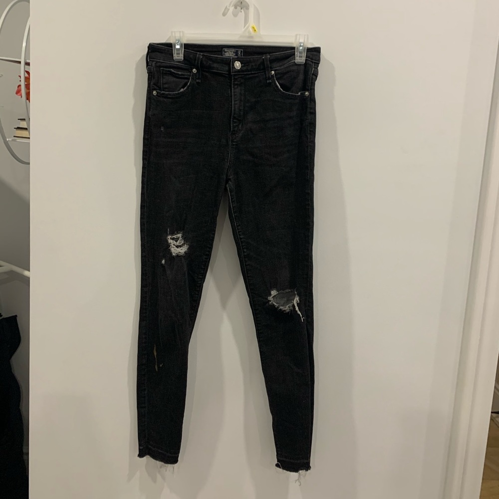 abercrombie and finch skinny jeans
